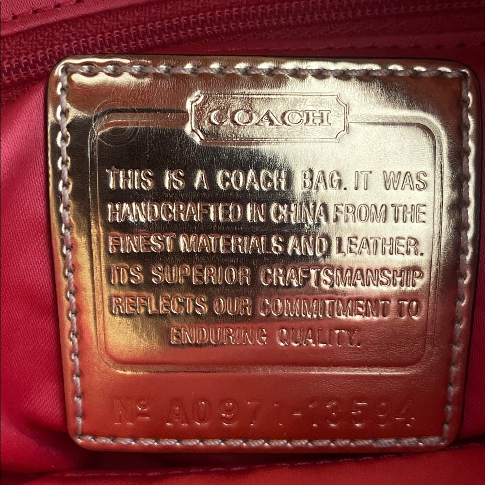 COACH Amanda Pippa 13594 Turnlock Gold Chain Bag - Rare Metallic Y2K Purse - Picture 9 of 12